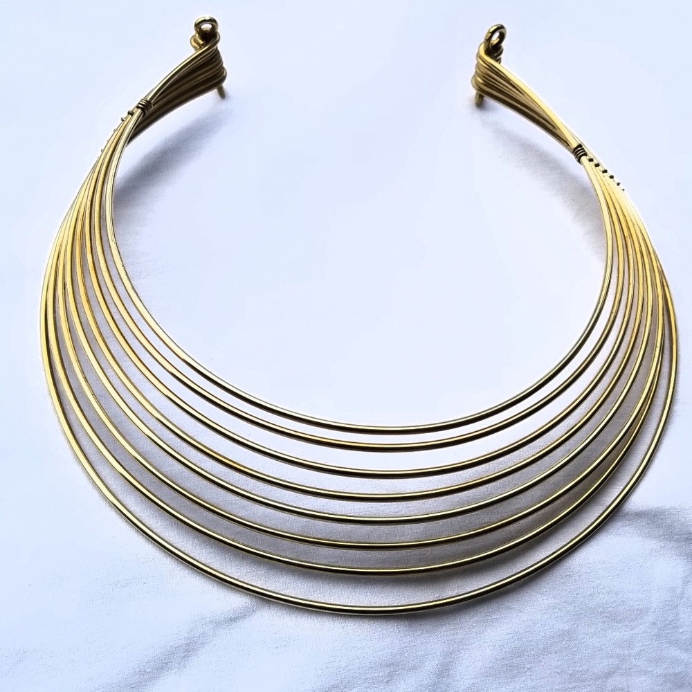 Brass choker